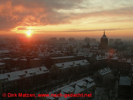 Danzig, Sonnenaufgang der der Stadt