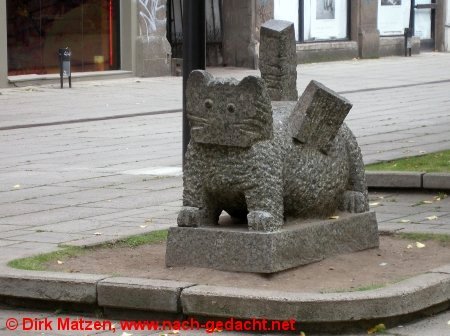 Kaunas, Katzenfigur in der Fugngerzone