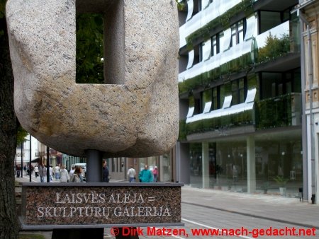 Kaunas, Skulpturen-Galerie in der Fugngerzone