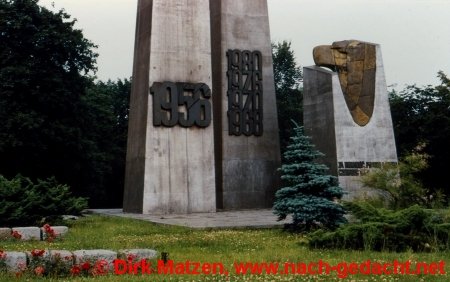 Poznan / Posen - Denkmal polnische Aufstnde 1987