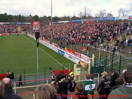 Union Berlin - FC St. Pauli, 30 Minuten vor Spielbeginn