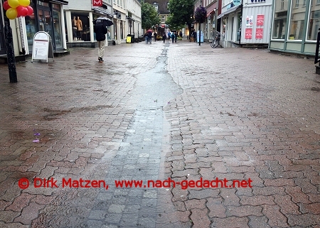 Trondheim, Wasserpftzen in Fussgngerzone